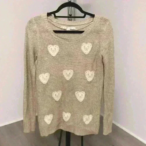 Lauren Conrad Heart Design Sweater Size XS - Picture 2 of 6